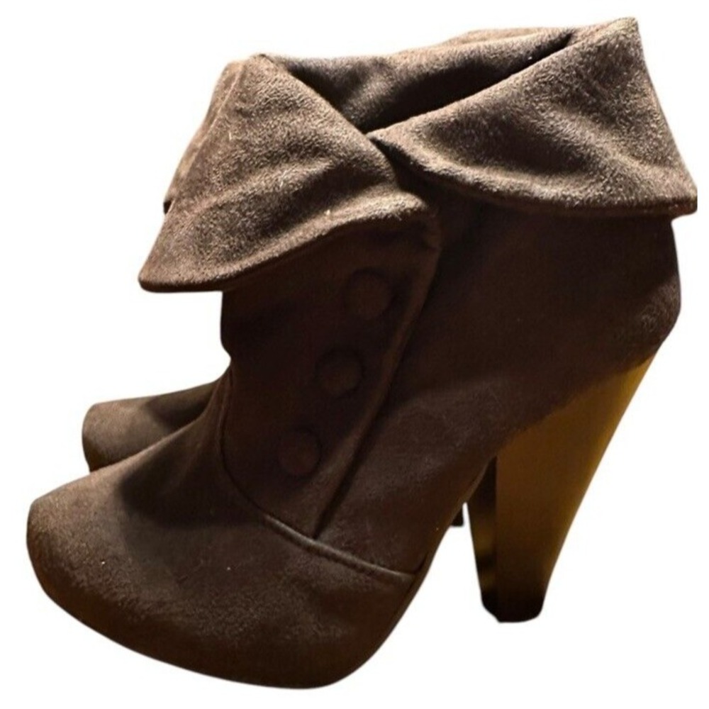 CHARLOTTE RUSSE Women's FAUX Suede‎ Heels Booties Bow SIZE 8